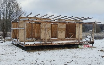 Альмак, бытовка, недостроенный дачный домик, строительство ООО Альмак под руководством Арама Артемовича Мазманяна